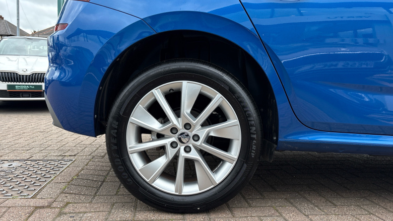 Skoda Kamiq 1.0 TSI 110 SE Drive 5dr DSG Petrol Hatchback